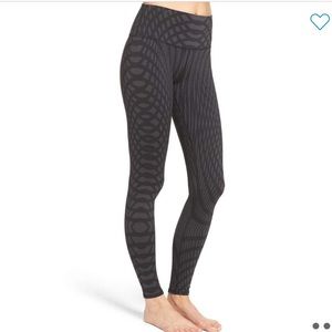 ALO Yoga Airbrushed High Waist Leggings